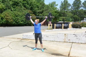 Lexy knocking out some overhead squats!